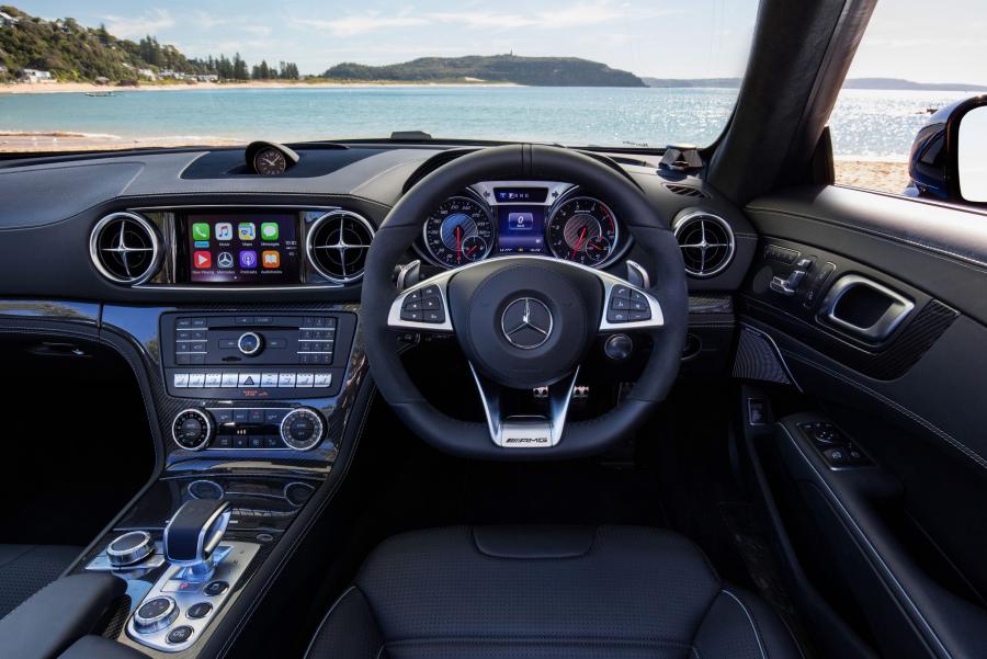 Торпедо Mercedes-AMG SL63 2016 года  (AU) (фото 12 из 15)